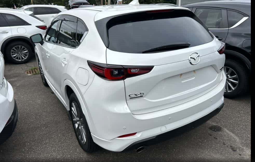 Used 2023 MAZDA CX-5 Signature AWD/4WD image 7