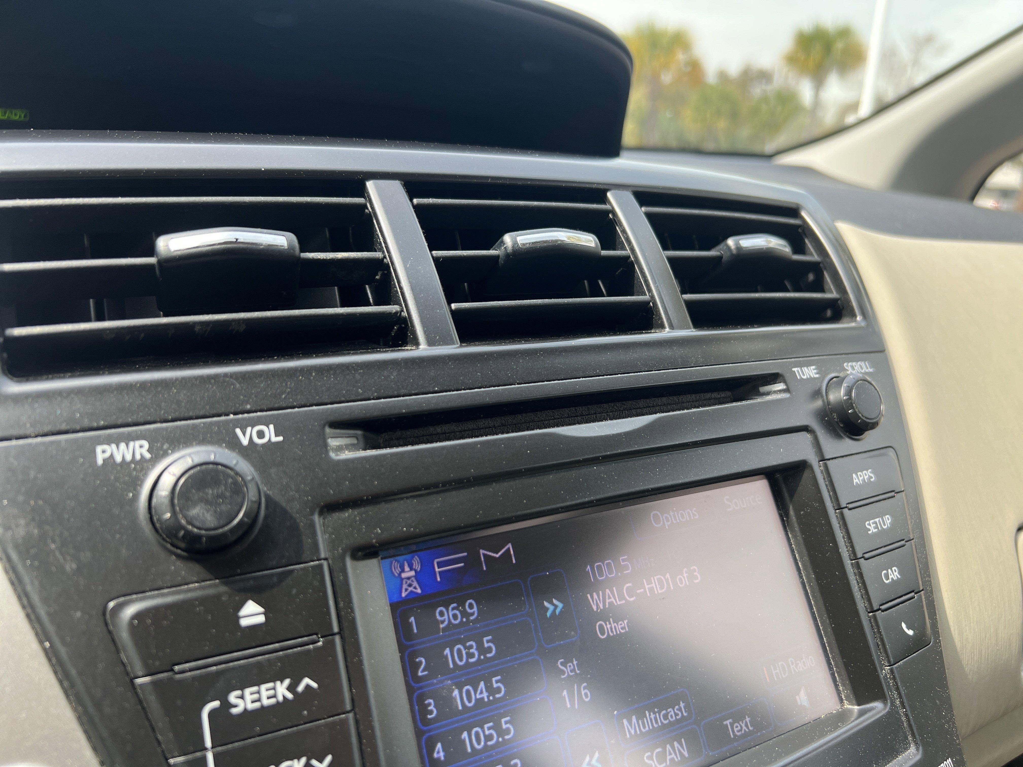Used 2012 Toyota Prius V Three image 27