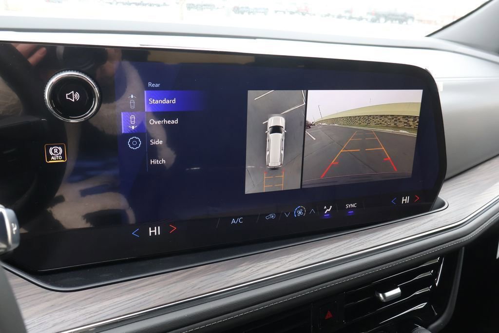 New 2026 Chevrolet Suburban LS AWD/4WD image 26