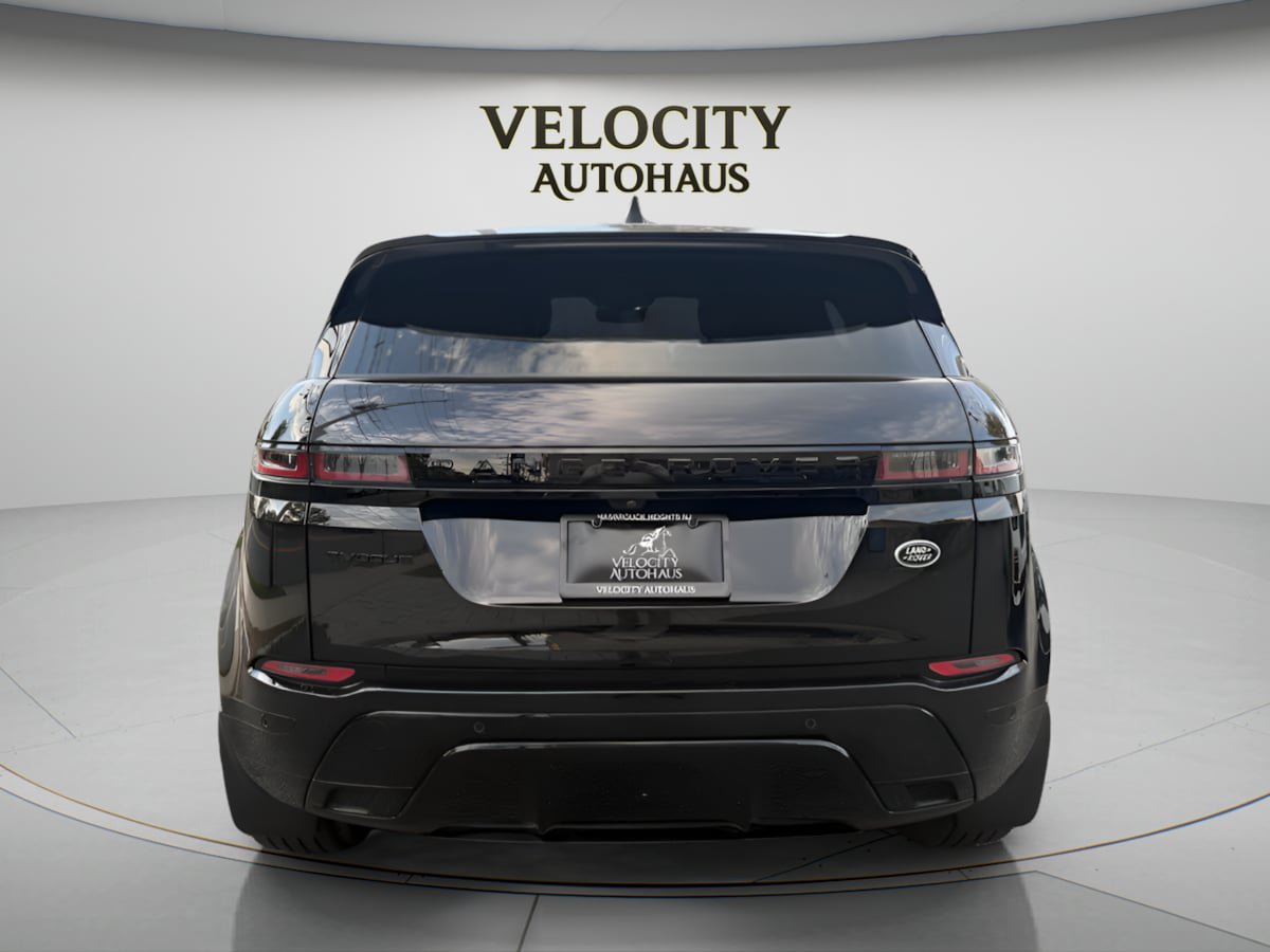 Used 2023 Land Rover Range Rover Evoque R-Dynamic S AWD/4WD image 7