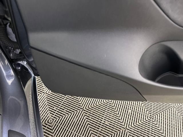 Used 2023 Tesla Model 3 Standard Range image 28