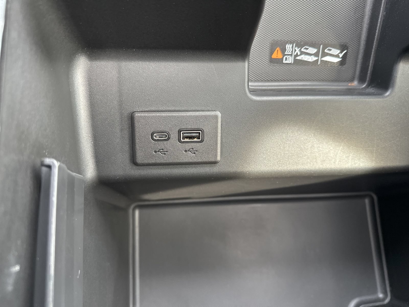 Used 2024 GMC Sierra 2500 Denali w/ Technology Package AWD/4WD image 86