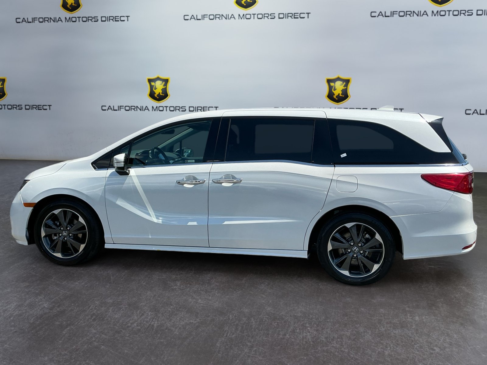 Used 2023 Honda Odyssey Elite image 7
