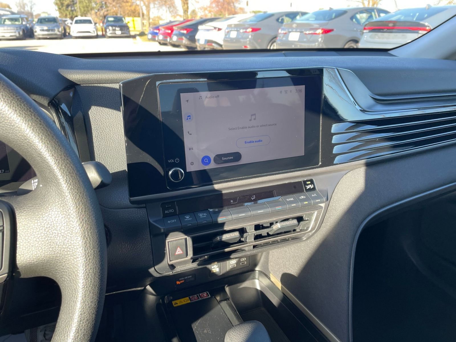 Used 2025 Toyota Camry LE image 18