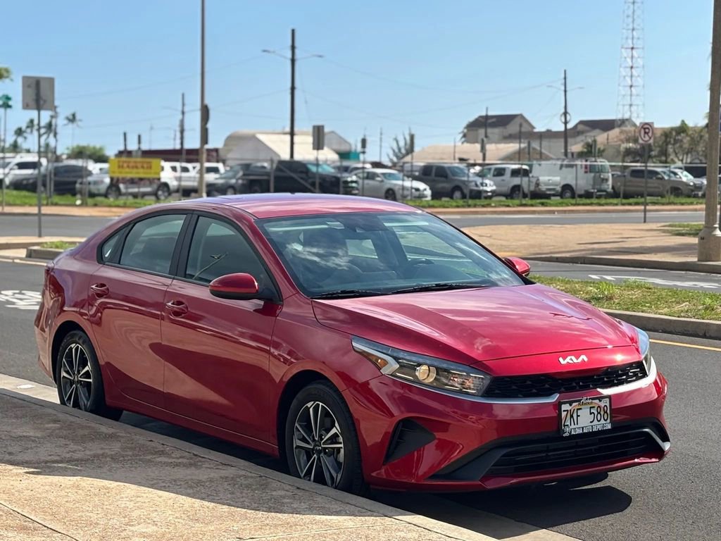 Used 2023 Kia Forte LXS image 6