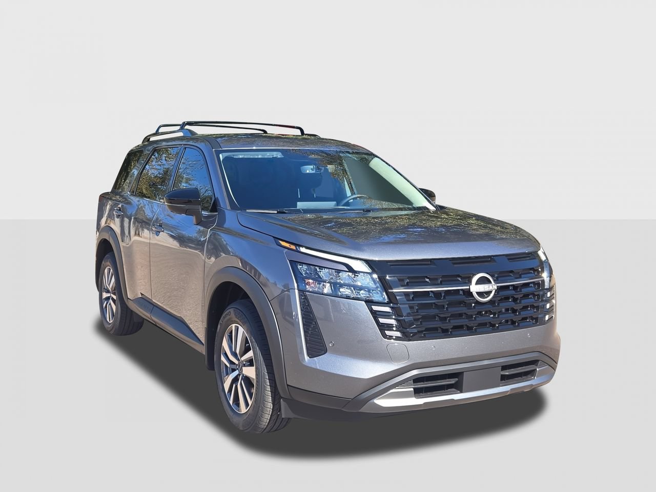 New 2026 Nissan Pathfinder SL w/ Cargo Package FWD image 3