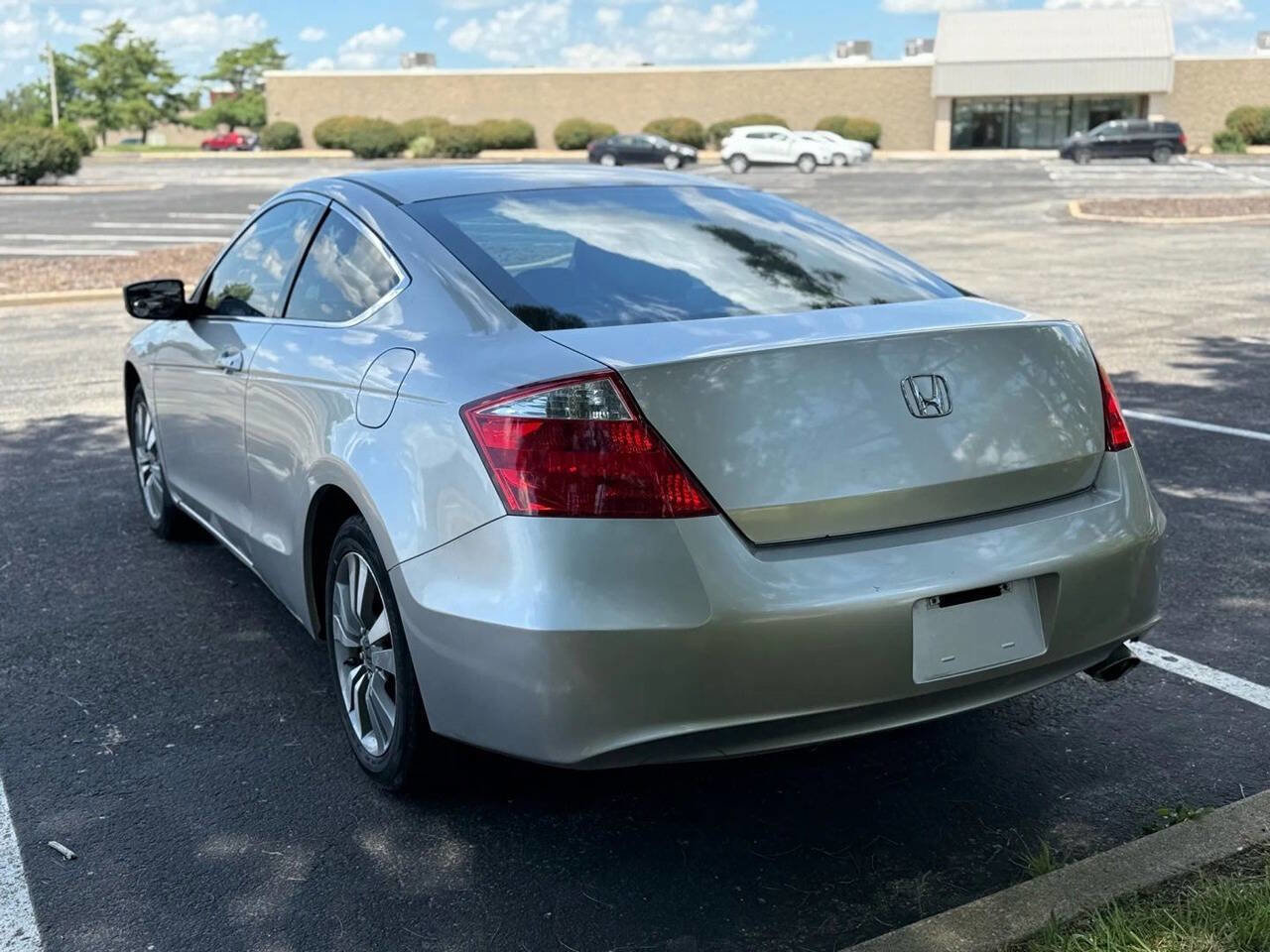 Used 2009 Honda Accord LX-S image 9