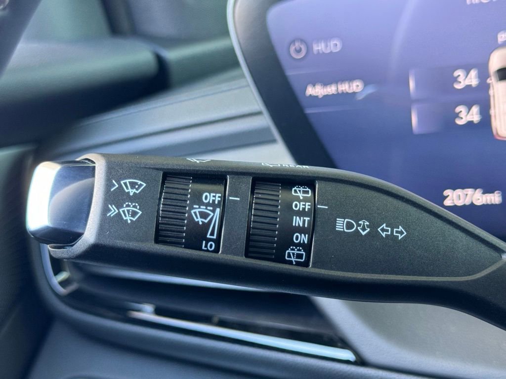 Used 2026 Buick Enclave Avenir w/ Super Cruise Package image 9