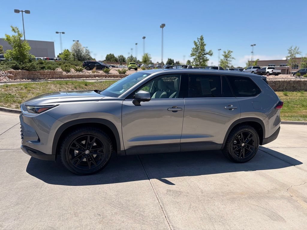 Used 2026 Toyota Grand Highlander AWD image 5