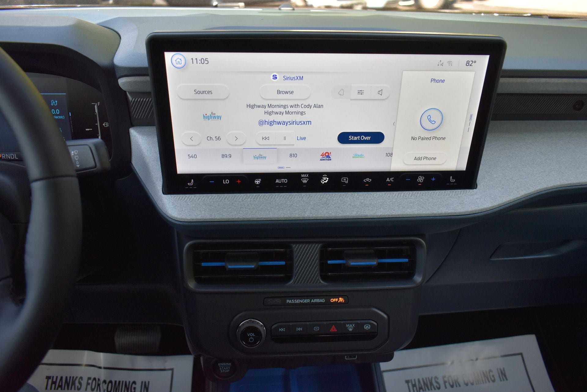 New 2026 Ford Maverick XLT w/ XLT Luxury Package FWD image 26