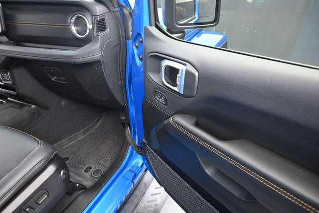 Used 2024 Jeep Wrangler Unlimited Sahara w/ Technology Group AWD/4WD image 24