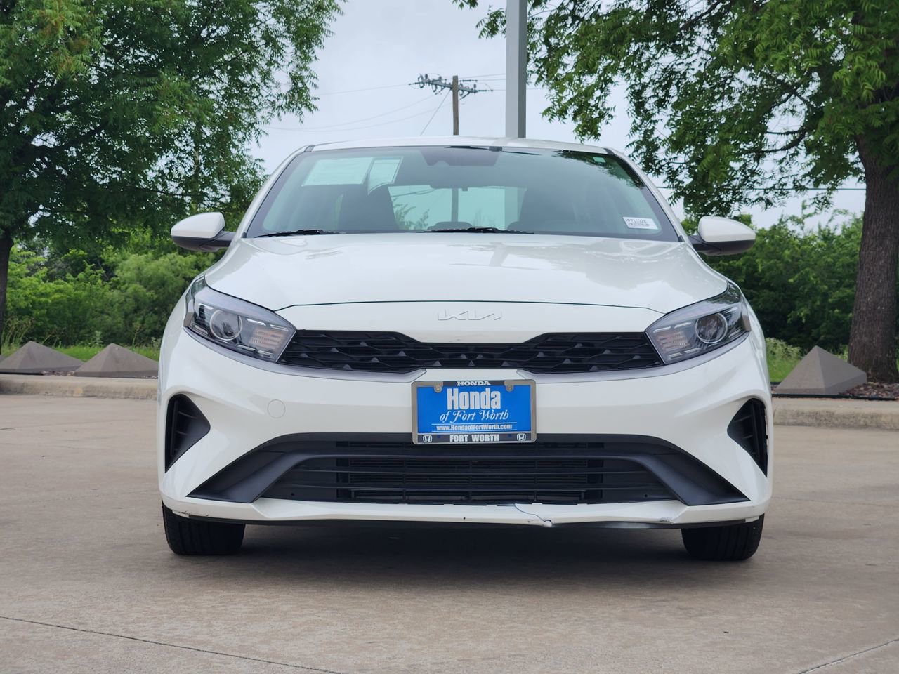 Used 2024 Kia Forte LX FWD image 2