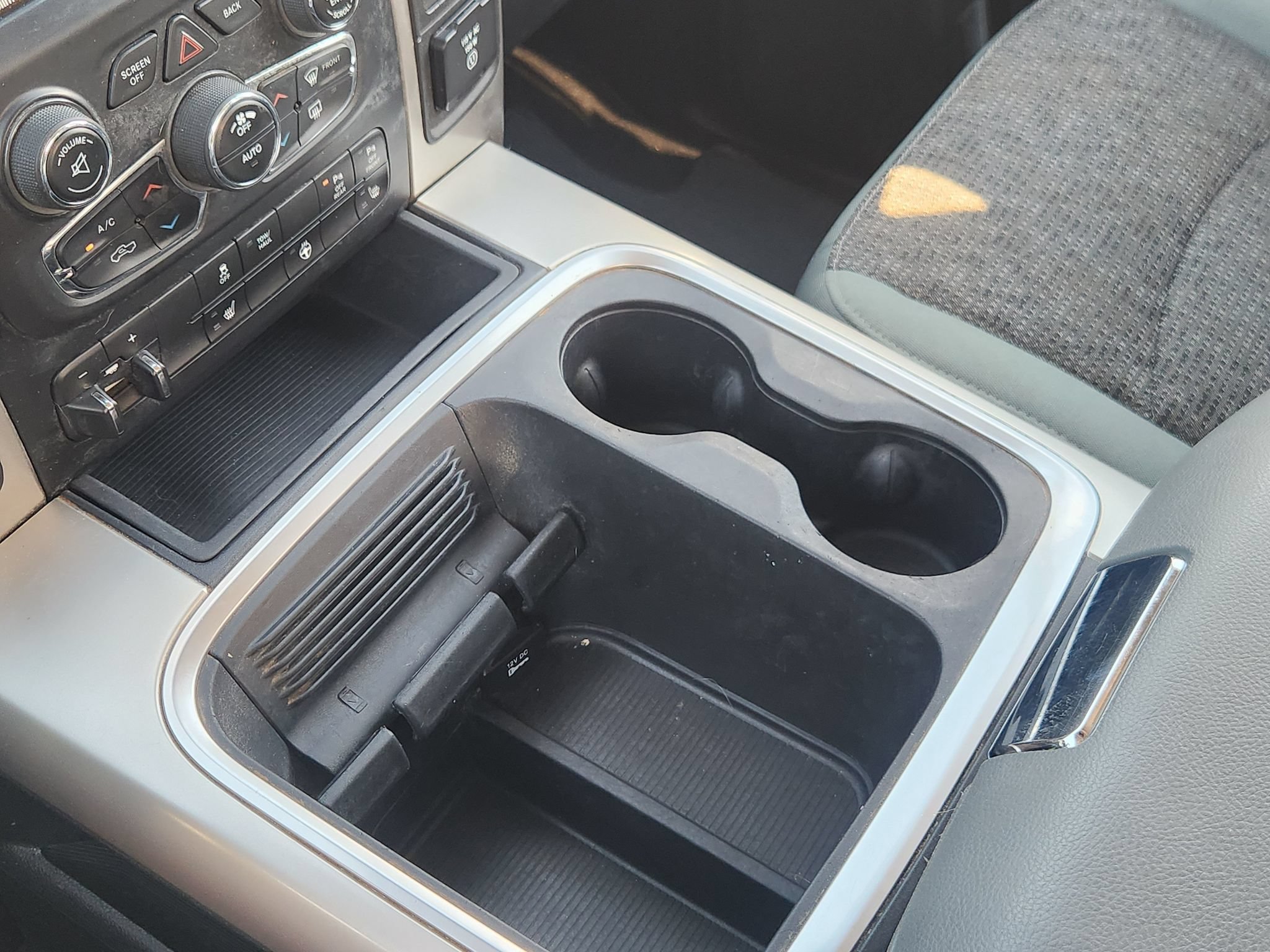 Used 2018 RAM 1500 Big Horn AWD/4WD image 19