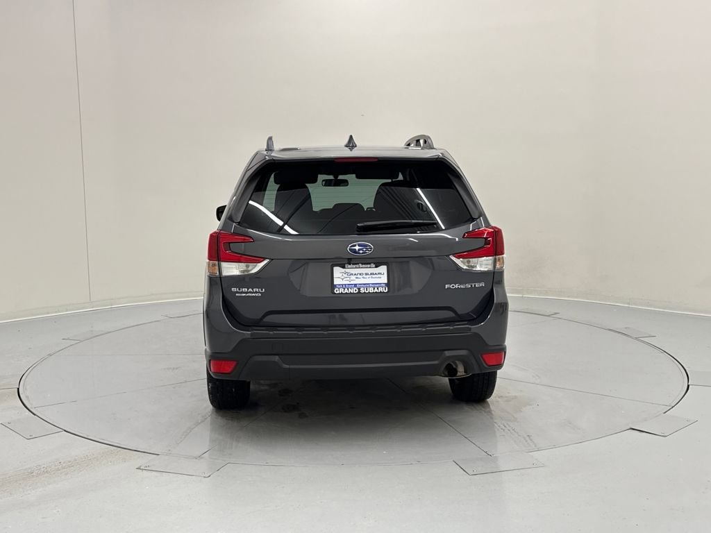Certified 2023 Subaru Forester Premium image 4