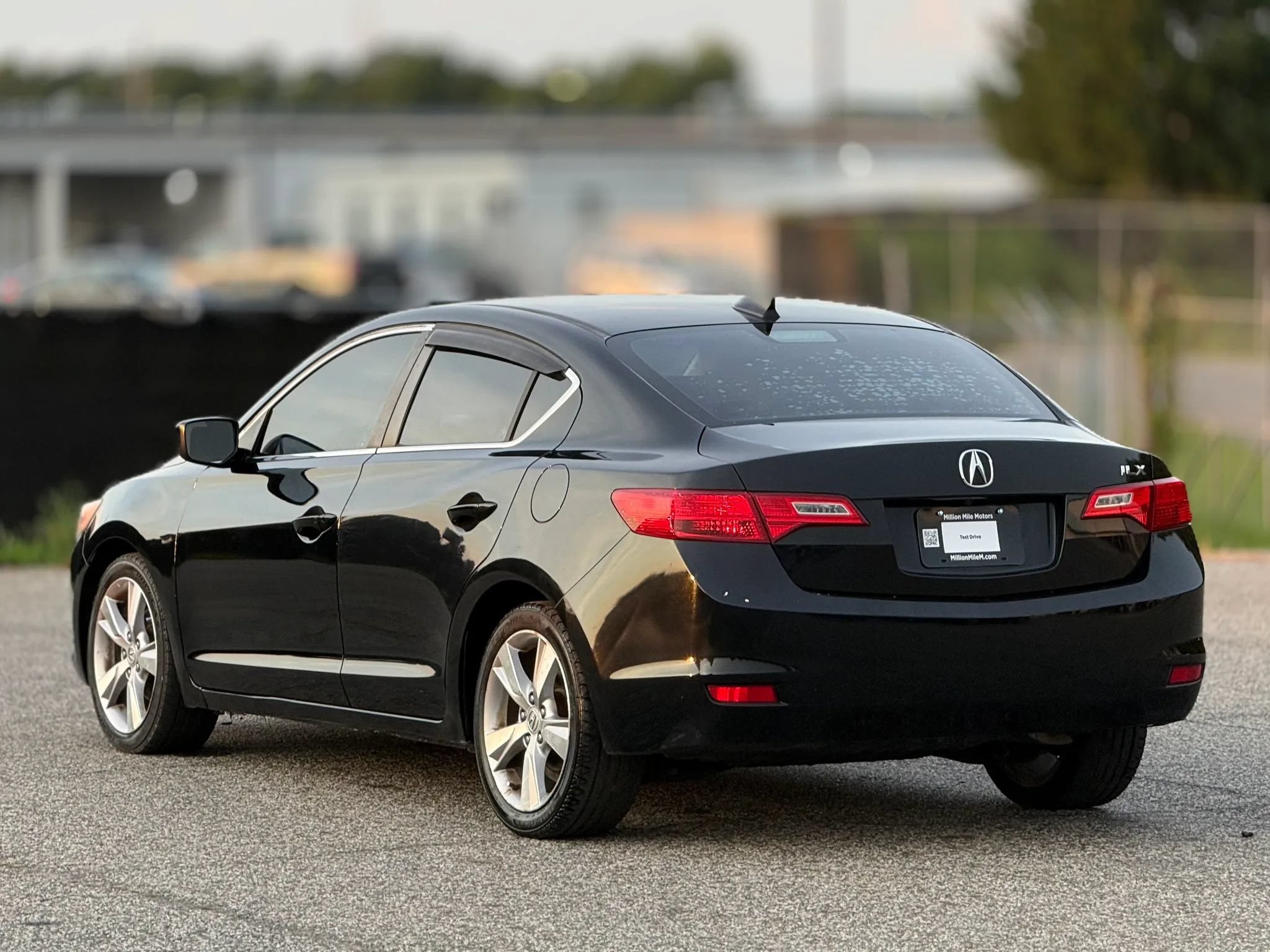 Used 2013 Acura ILX w/ Technology Package FWD image 10