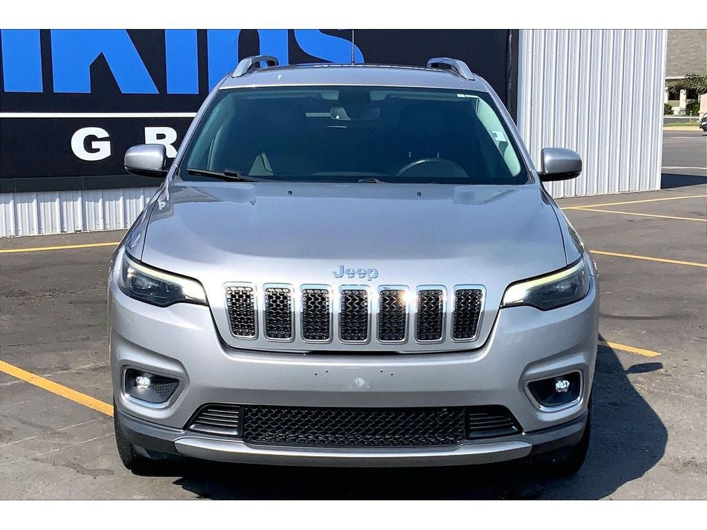 Used 2019 Jeep Cherokee Limited AWD/4WD image 3