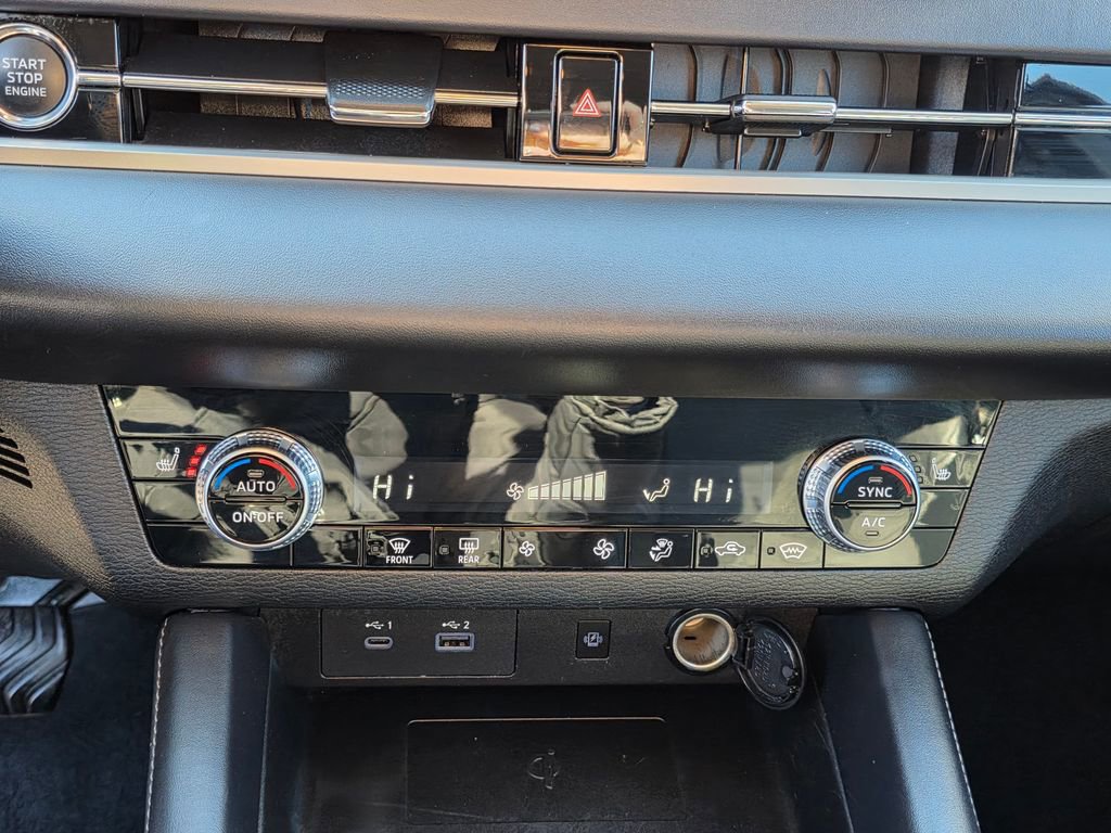 Used 2024 Mitsubishi Outlander SE image 25