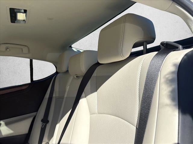 Used 2024 Lexus ES 300h w/ Premium Package image 15