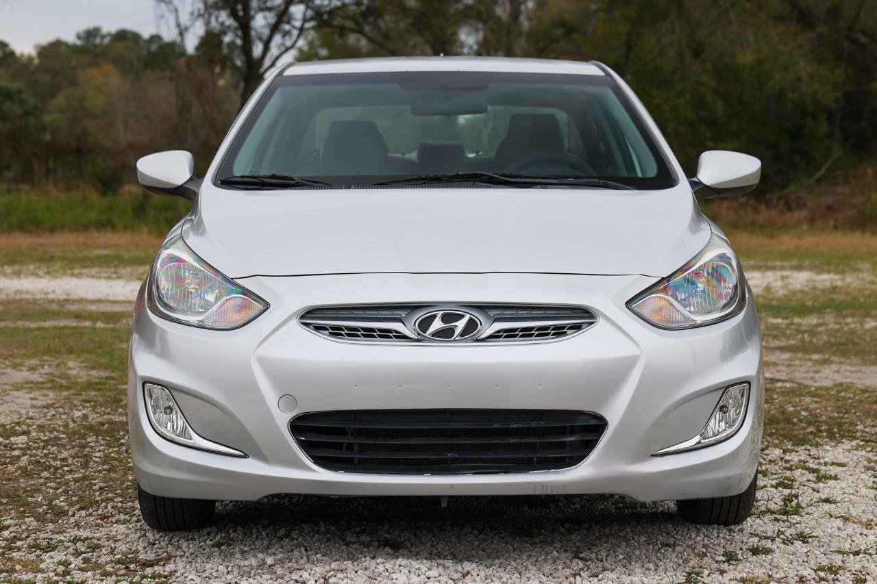 Used 2013 Hyundai Accent GLS image 15