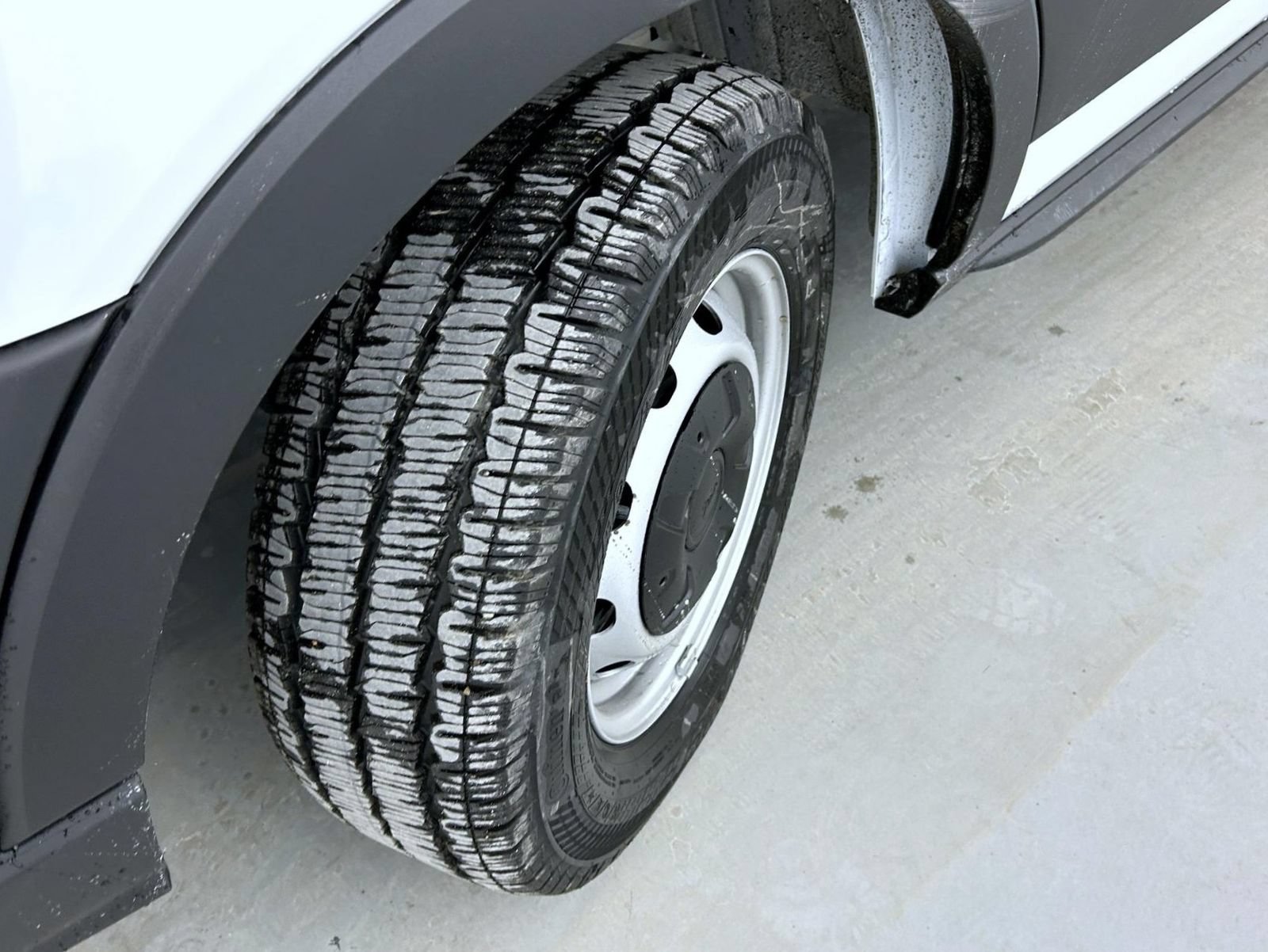 New 2026 Ford Transit 350 XL RWD image 21