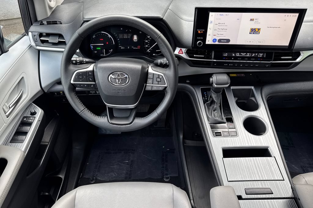Certified 2025 Toyota Sienna XLE w/ XLE Plus Package AWD/4WD image 13