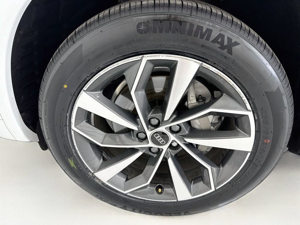 Used 2022 Audi Q5 2.0T Premium Plus w/ Premium Plus Package AWD/4WD image 29
