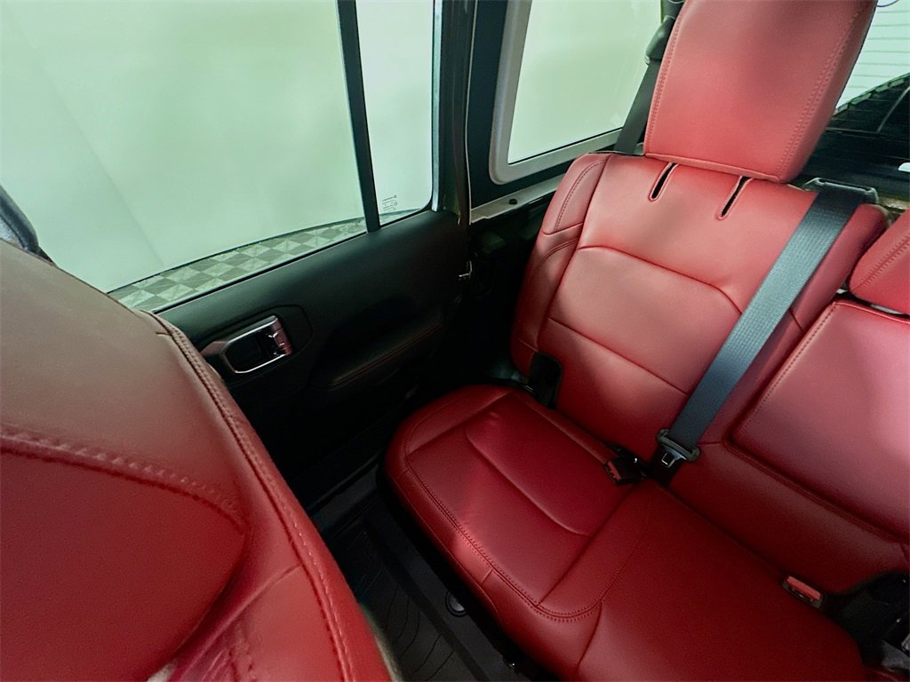 Used 2024 Jeep Wrangler Unlimited Rubicon 392 image 12