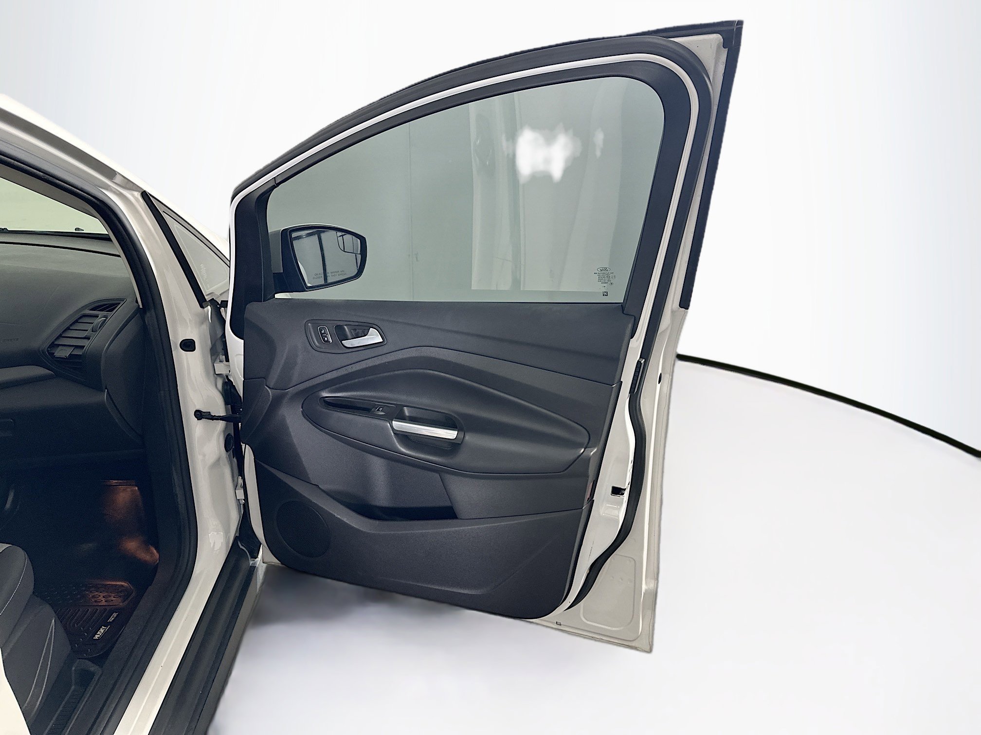 Used 2017 Ford C-MAX SE w/ Equipment Group 201A image 33