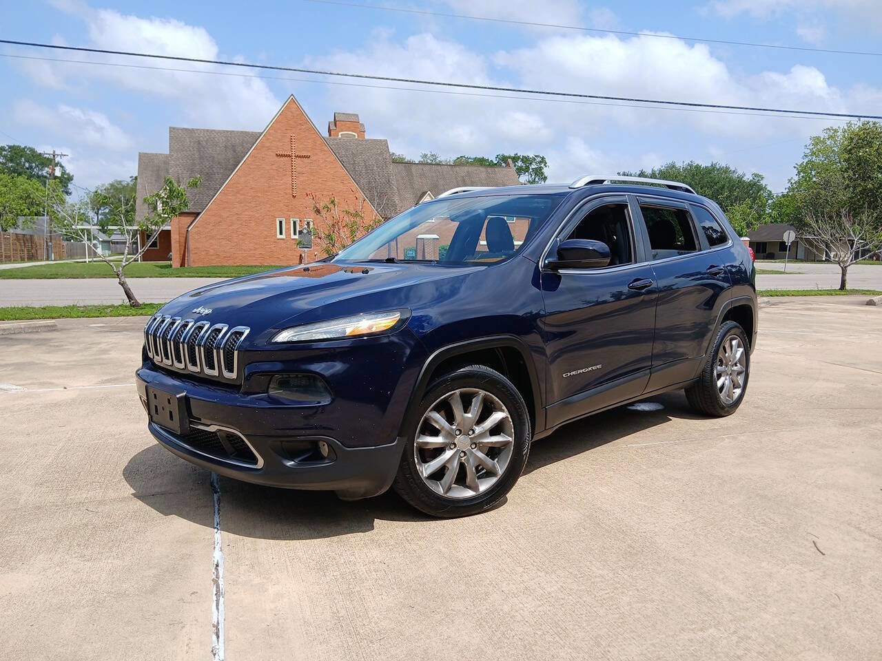Used 2014 Jeep Cherokee Limited FWD image 2