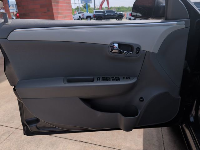Used 2011 Chevrolet Malibu LS FWD image 12