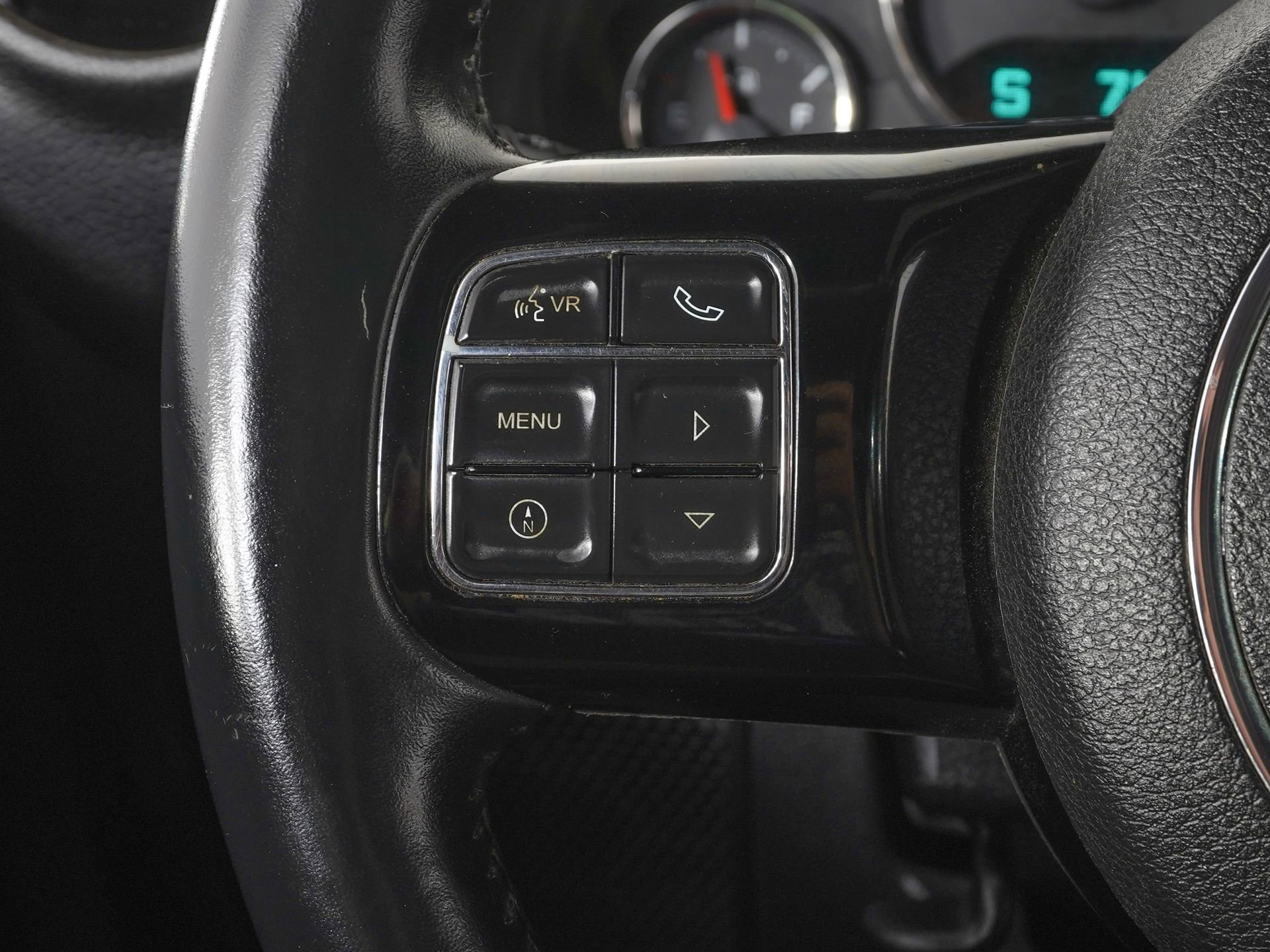 Used 2014 Jeep Wrangler Unlimited Sahara image 19