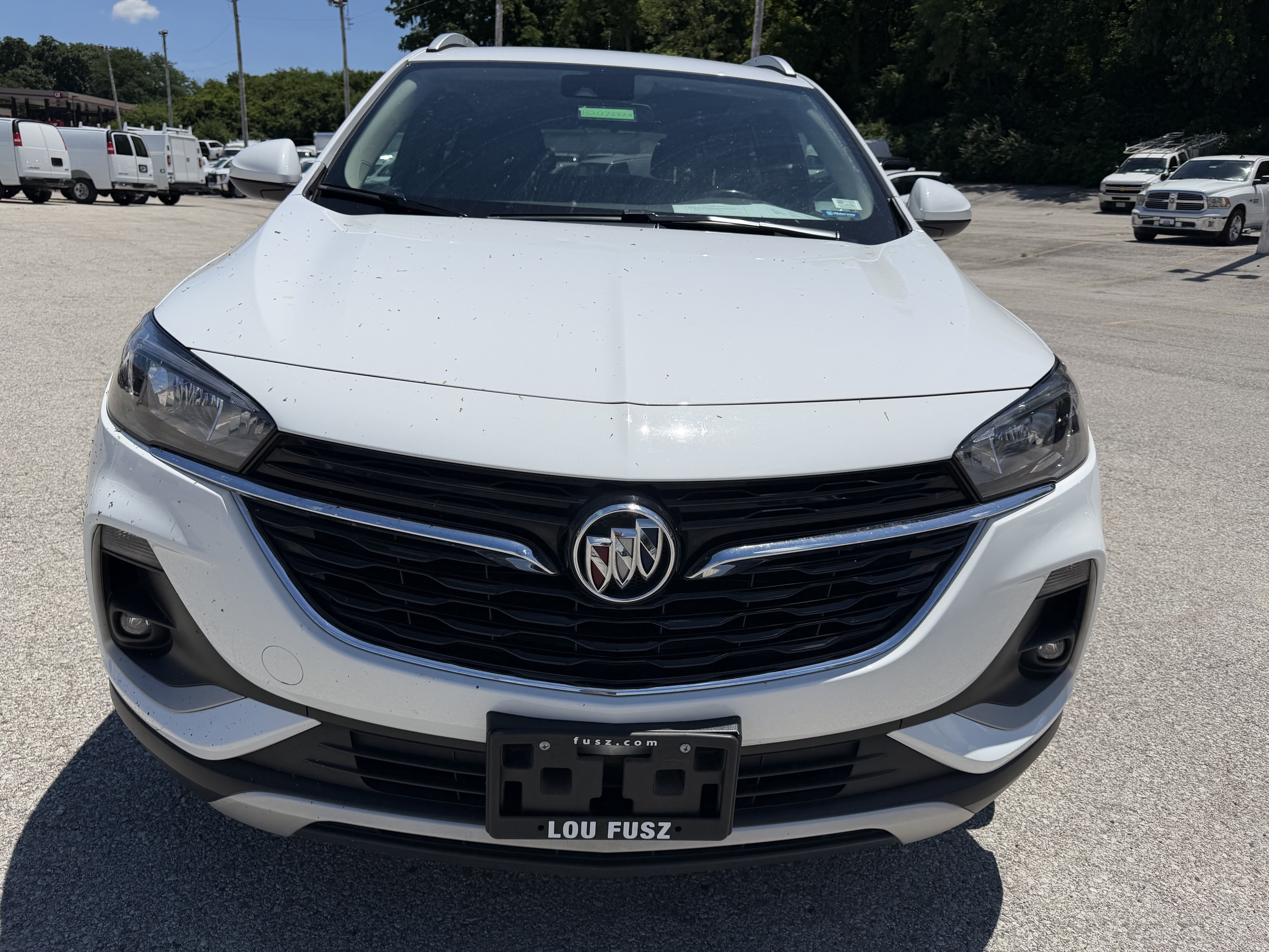Used 2023 Buick Encore GX Select w/ Safety Package II FWD image 2