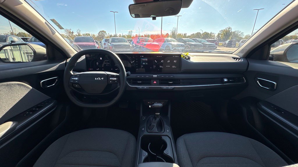 Certified 2025 Kia K4 GT-Line Turbo FWD image 25