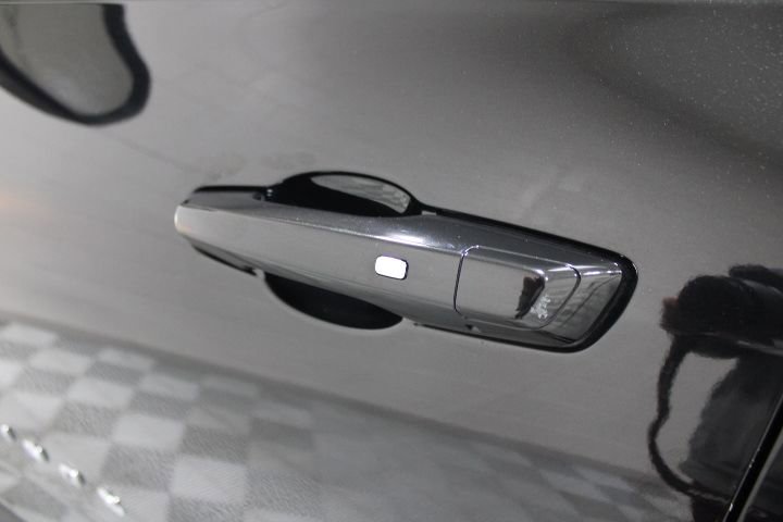 Used 2025 Chevrolet Equinox LT image 16