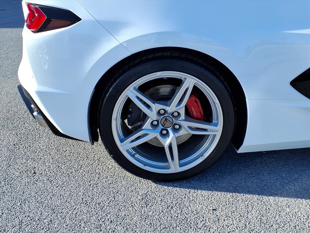 Used 2023 Chevrolet Corvette Stingray Coupe w/ Z51 Performance Package image 11
