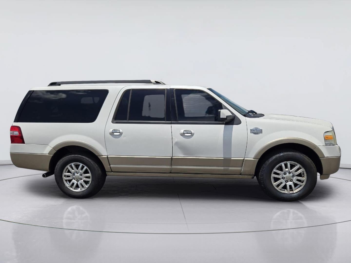 Used 2012 Ford Expedition EL King Ranch AWD/4WD image 4