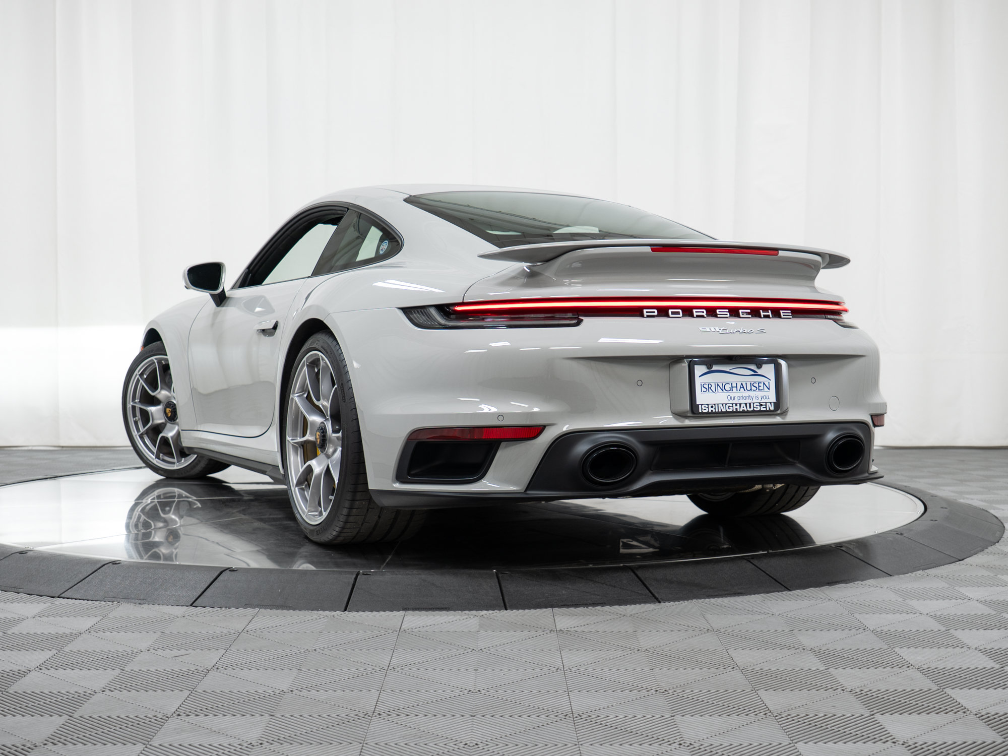 Certified 2025 Porsche 911 Turbo S AWD/4WD image 39