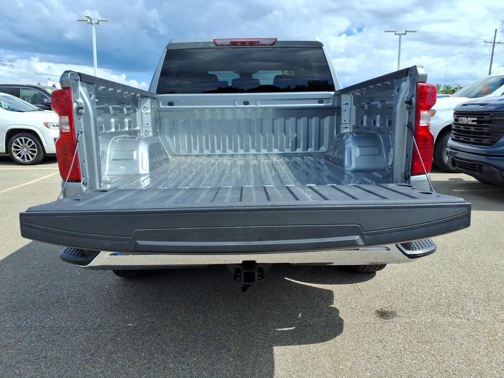 Certified 2023 Chevrolet Silverado 1500 LT AWD/4WD image 8