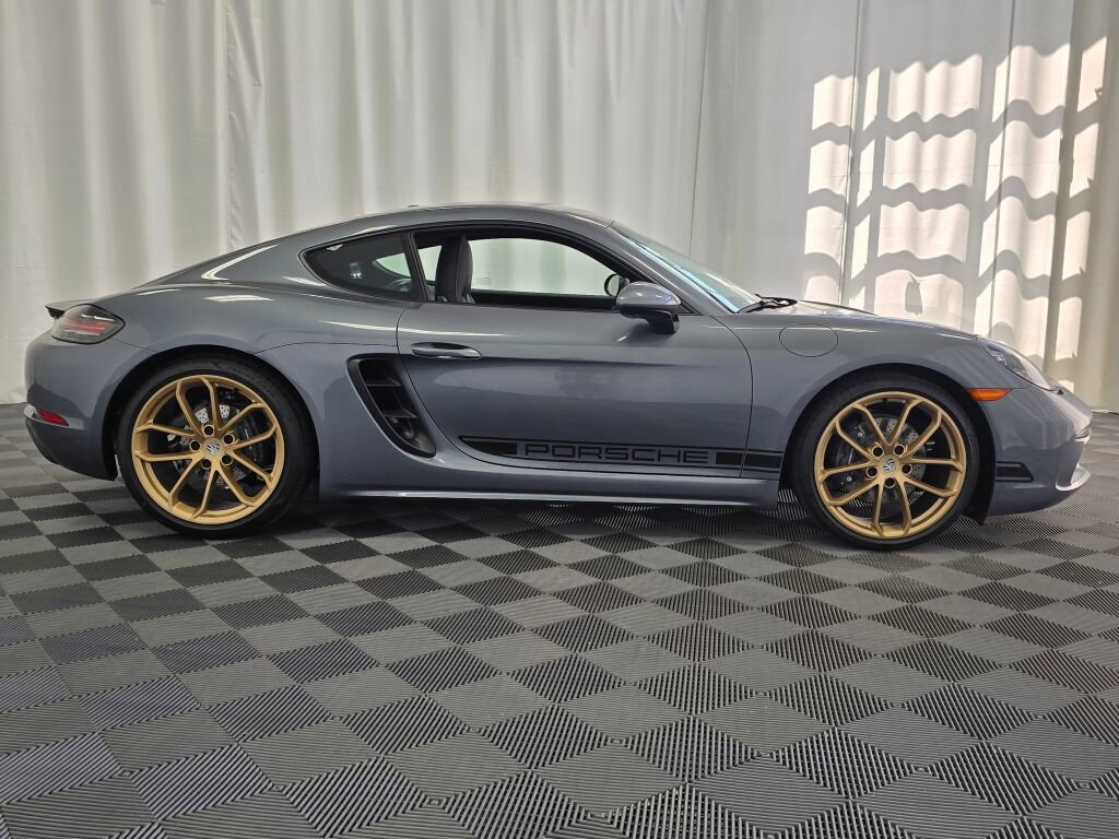 New 2025 Porsche 718 Cayman image 8