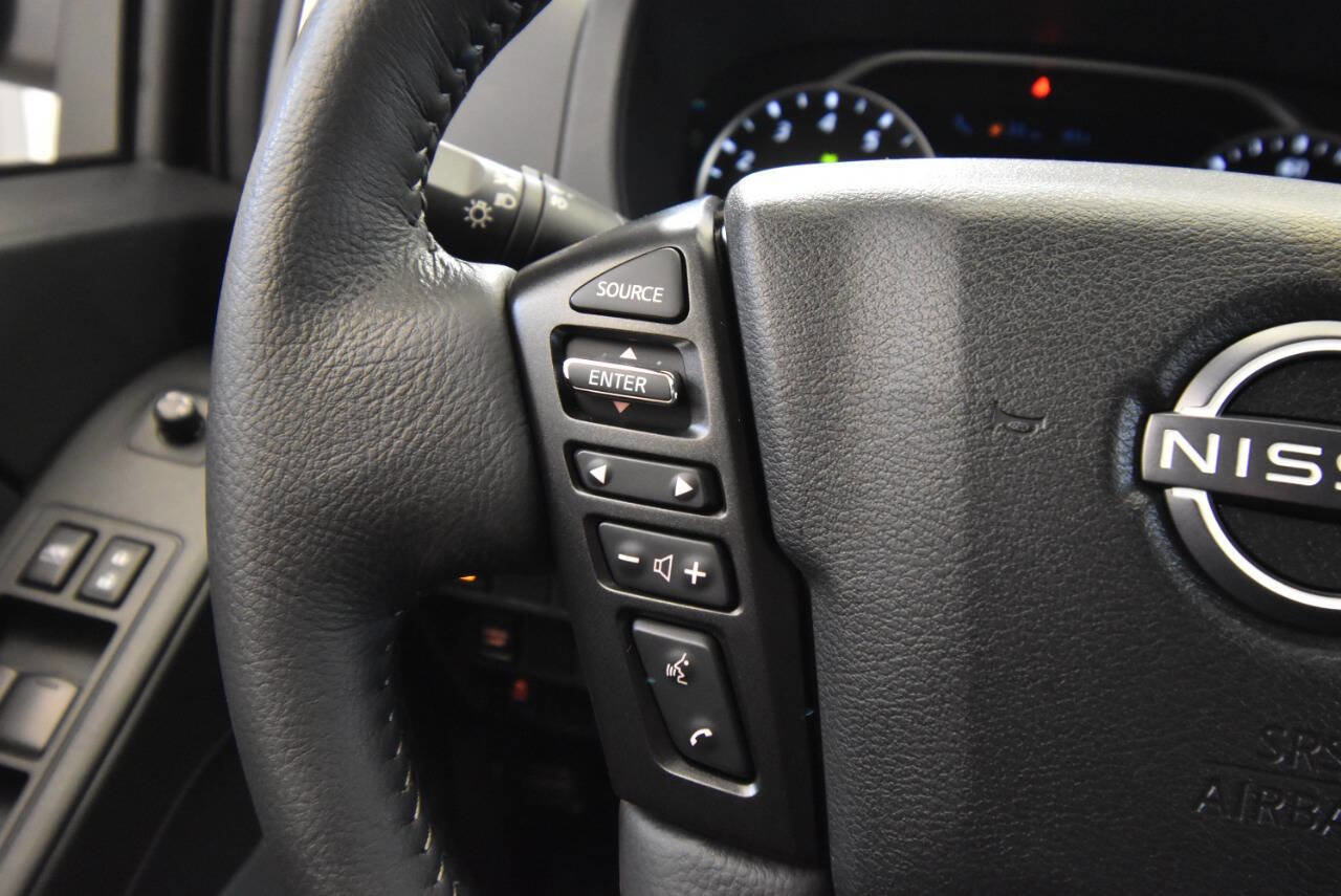 Used 2025 Nissan Frontier SV w/ SV Convenience Package image 26