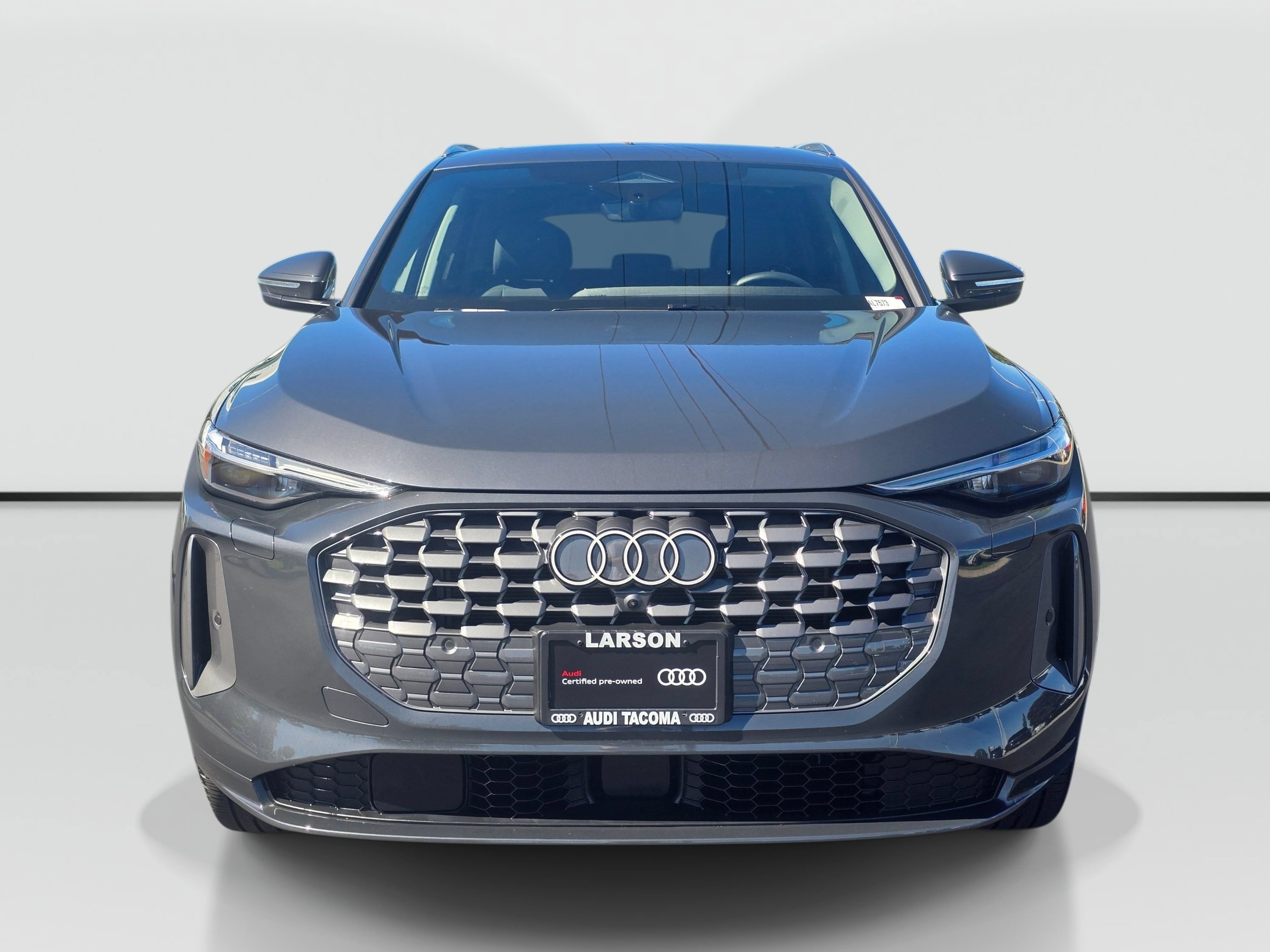 Certified 2025 Audi Q5 Premium w/ Premium Plus AWD/4WD image 8
