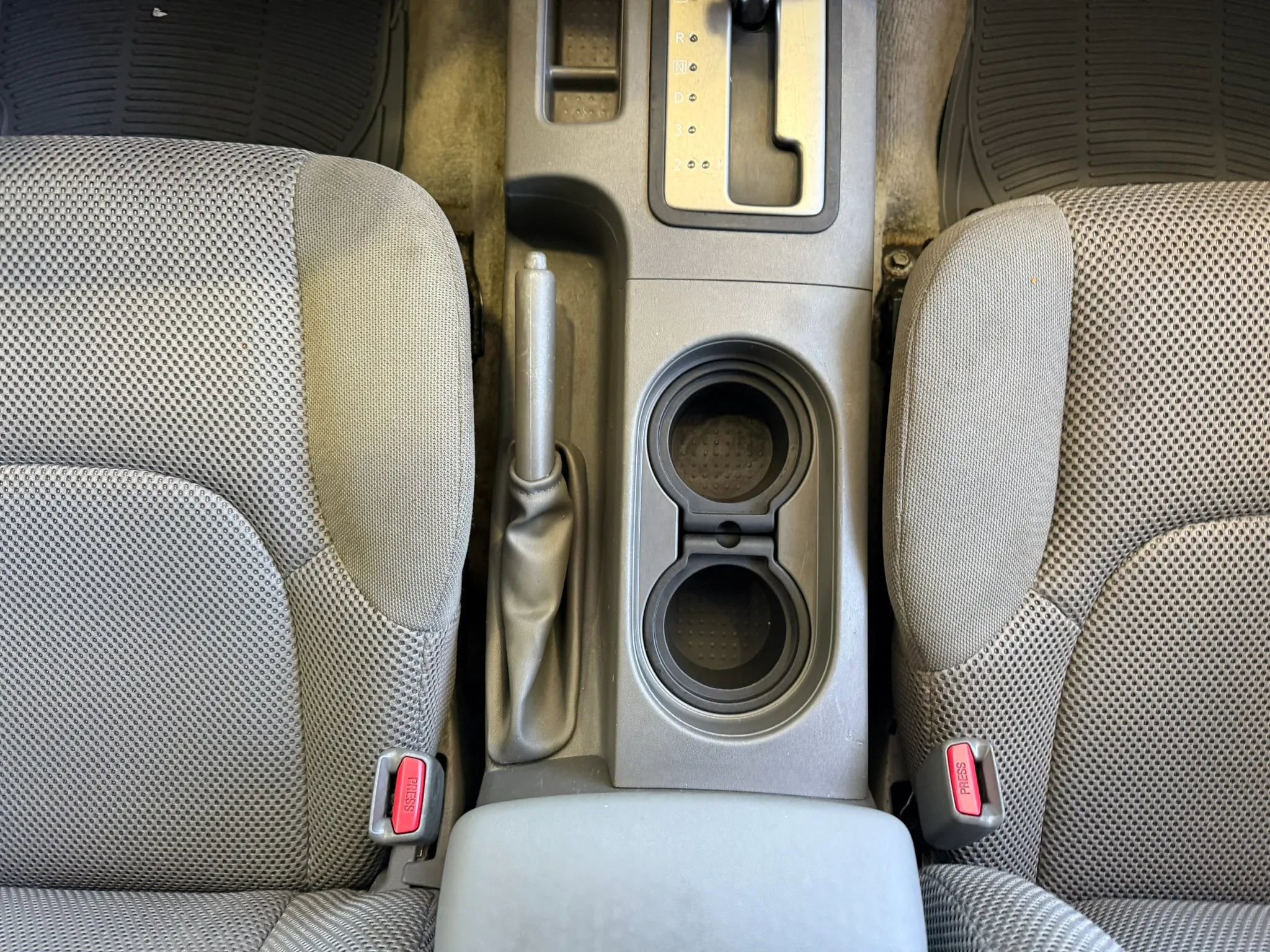 Used 2016 Nissan Frontier SV w/ SV Value Truck Package AWD/4WD image 19