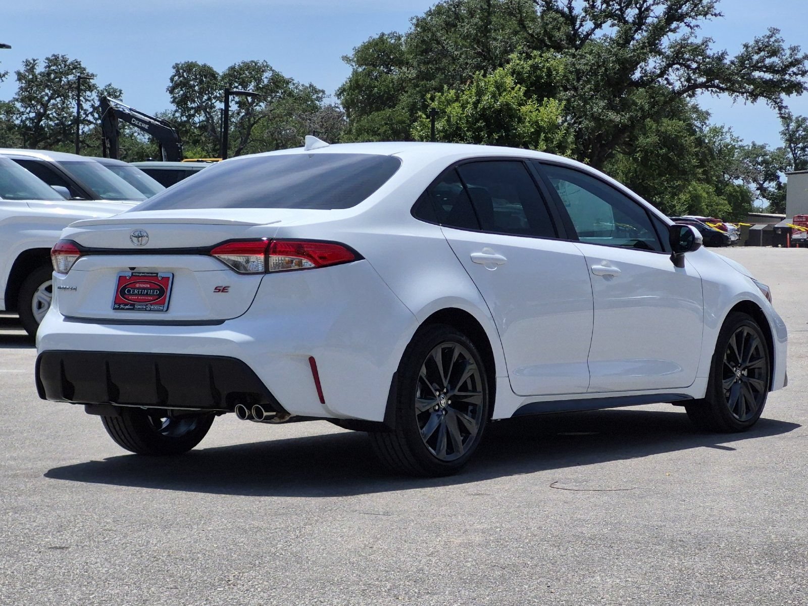 Used 2026 Toyota Corolla SE FWD image 5