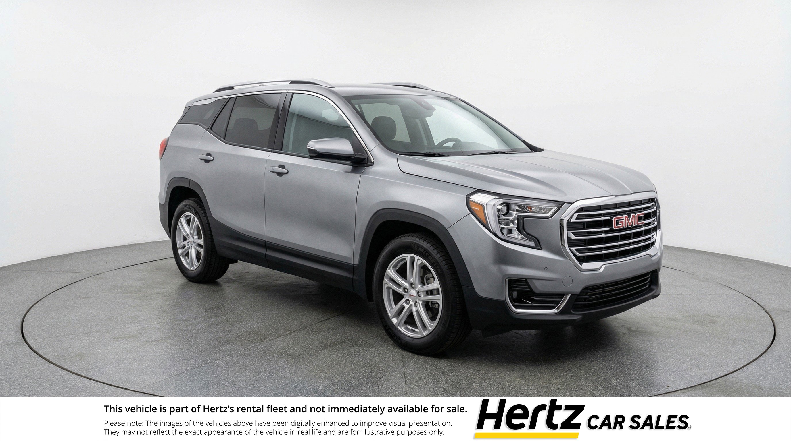 Used 2024 GMC Terrain SLE FWD image 1