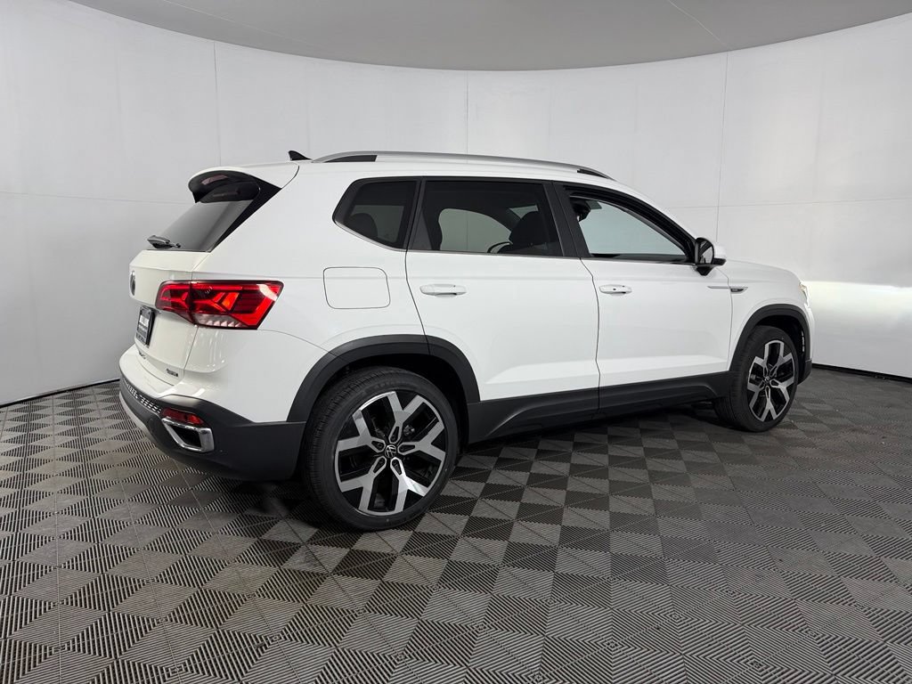 Used 2022 Volkswagen Taos SEL AWD/4WD image 6