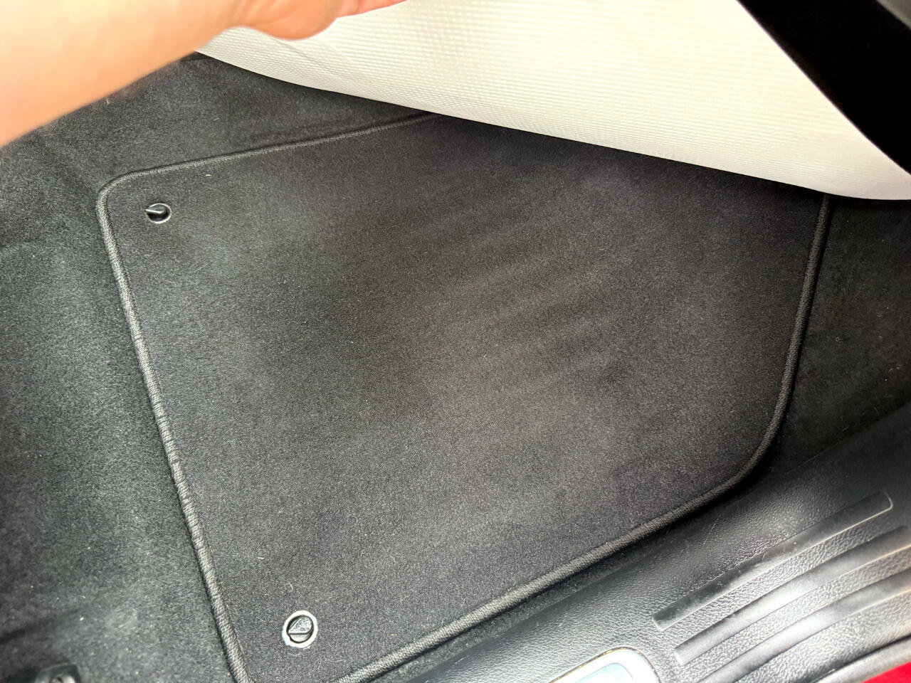 Used 2019 Jeep Cherokee Limited image 56