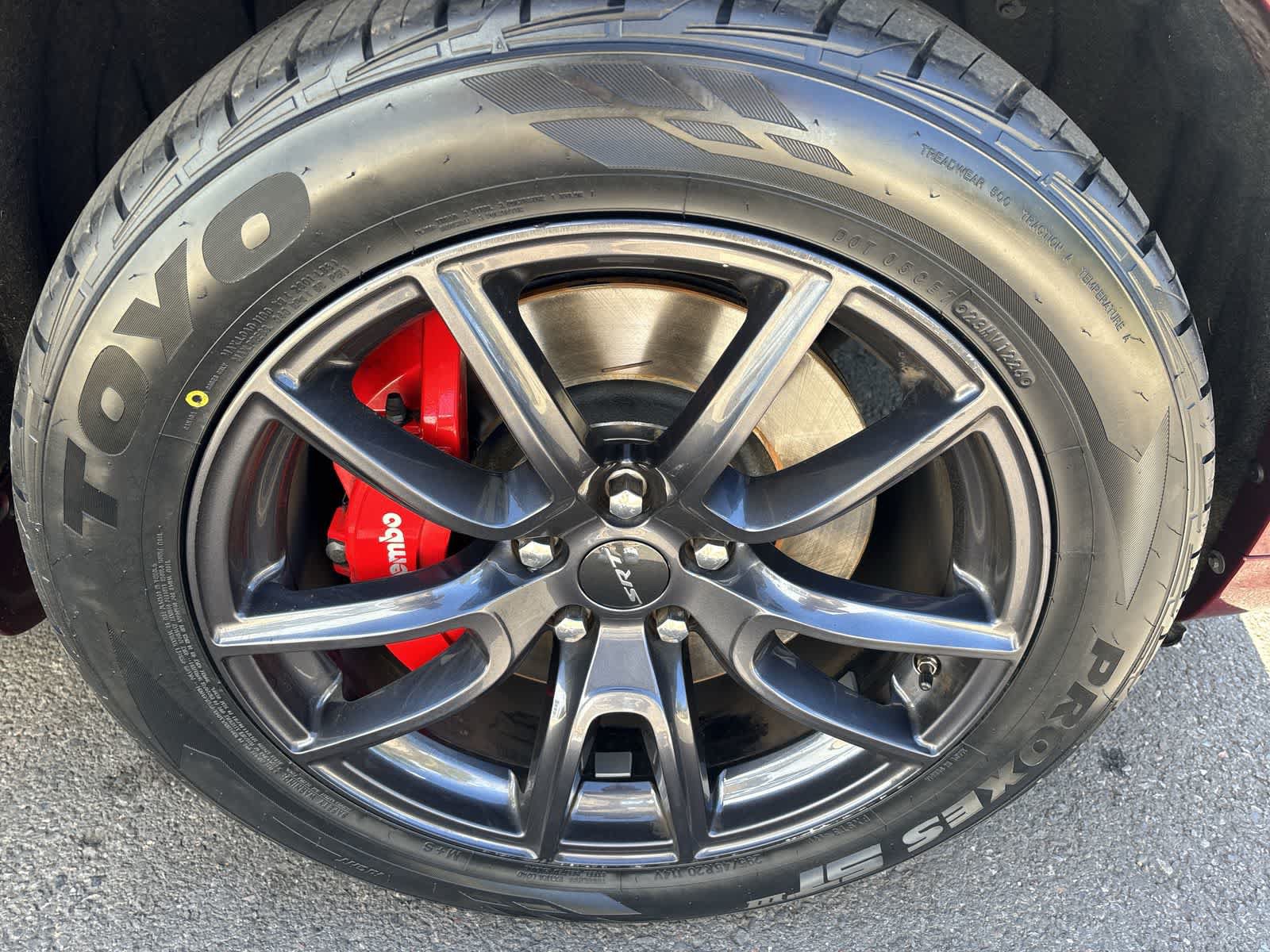 Certified 2018 Dodge Durango SRT w/ Technology Group AWD/4WD image 4