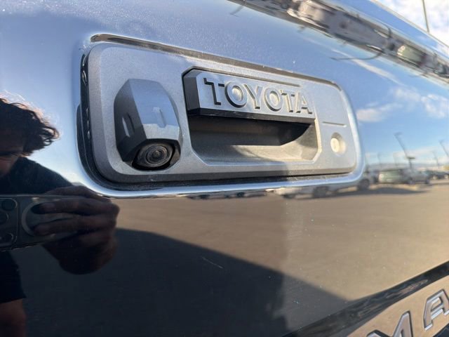Used 2022 Toyota Tacoma TRD Sport AWD/4WD image 6