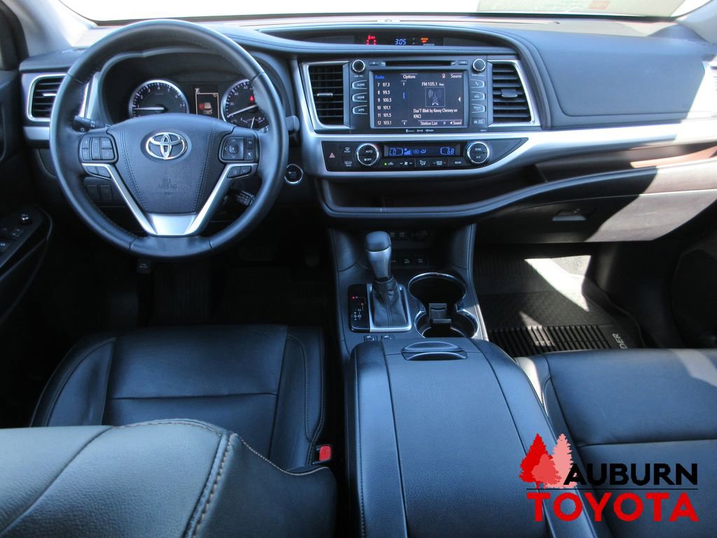Certified 2018 Toyota Highlander XLE image 11