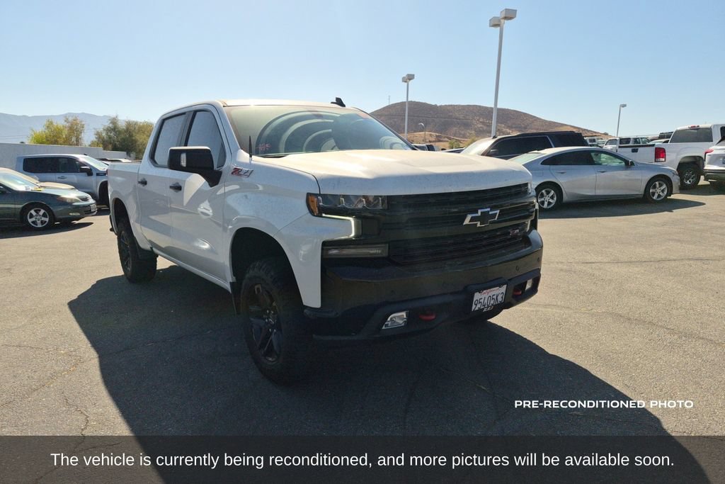 Used 2022 Chevrolet Silverado 1500 LT Trail Boss w/ Convenience Package II AWD/4WD image 3